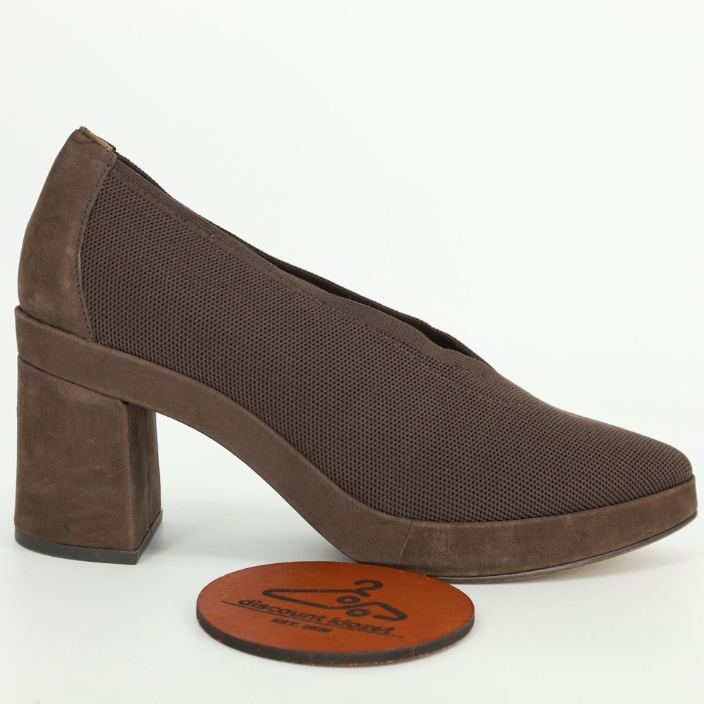 Eileen Fisher‎ Signy Size 11 Stretch Pump Heel Chunky Block Heel Brown Leather
